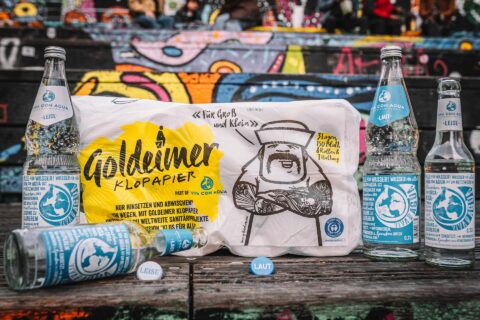 Goldeimer Klopapier x VcA Mineralwasser